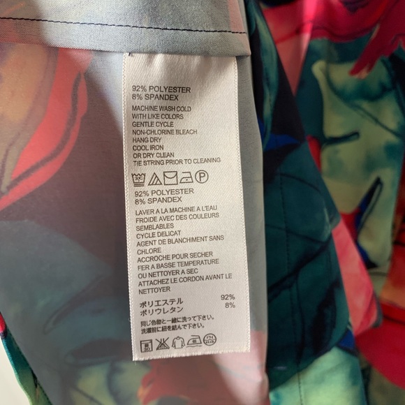 Tommy Bahama | Floral Halter Top - Small - Picture 5 of 6